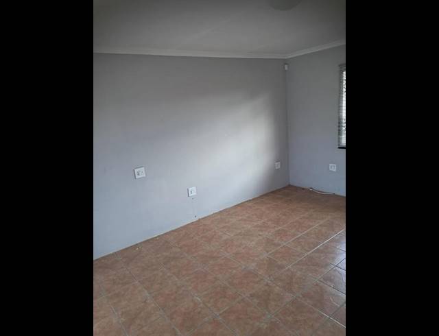 3 BEDROOM HOUSE FOR SALE IN VERULAM CENTRAL